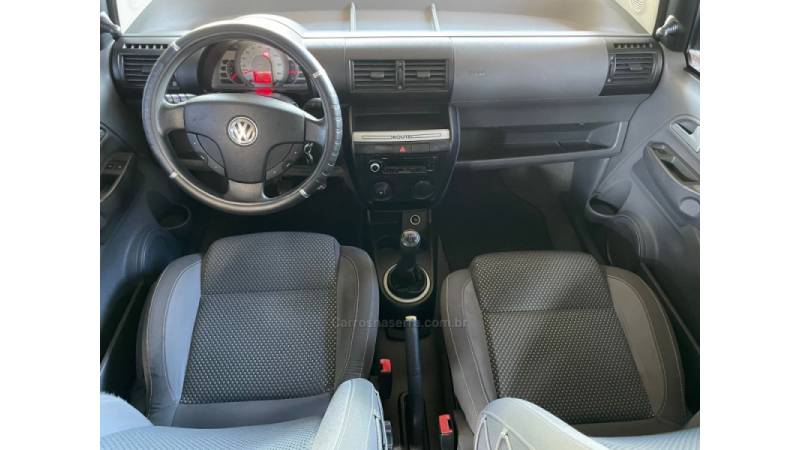 VOLKSWAGEN - FOX - 2009/2009 - Preta - R$ 28.900,00