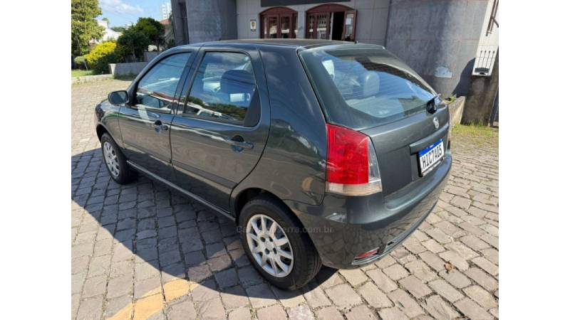 FIAT - PALIO - 2008/2008 - Cinza - R$ 21.000,00
