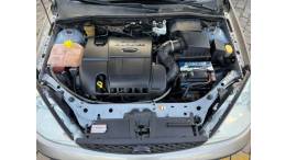 FORD - FOCUS - 2005/2005 - Prata - R$ 25.900,00
