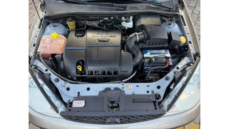 FORD - FOCUS - 2005/2005 - Prata - R$ 25.900,00