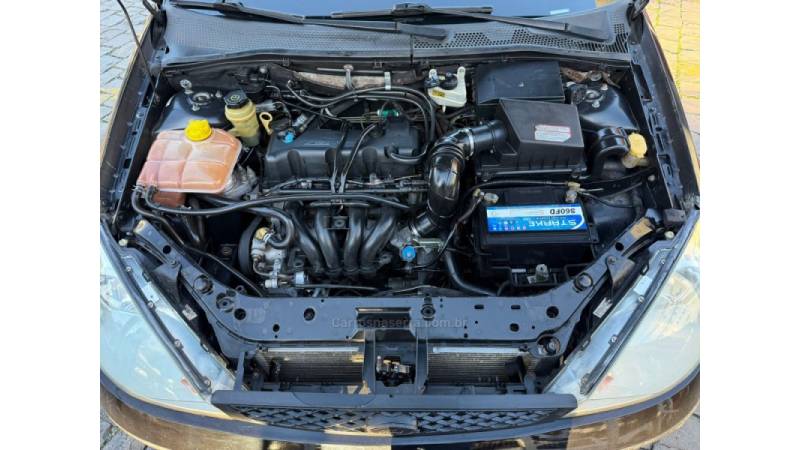 FORD - FOCUS - 2005/2005 - Preta - R$ 24.900,00