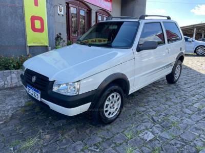 FIAT - UNO - 2011/2012 - Branca - R$ 23.900,00
