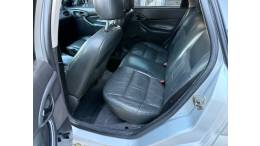 FORD - FOCUS - 2004/2004 - Prata - R$ 24.900,00