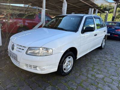 VOLKSWAGEN - GOL - 2011/2012 - Branca - R$ 25.900,00