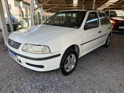 VOLKSWAGEN - GOL - 2002/2002 - Branca - R$ 16.900,00