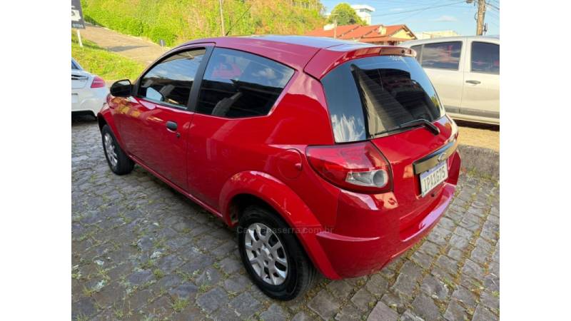 FORD - KA - 2008/2009 - Vermelha - R$ 24.900,00