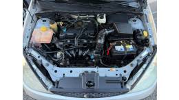 FORD - FOCUS - 2004/2004 - Prata - R$ 24.900,00
