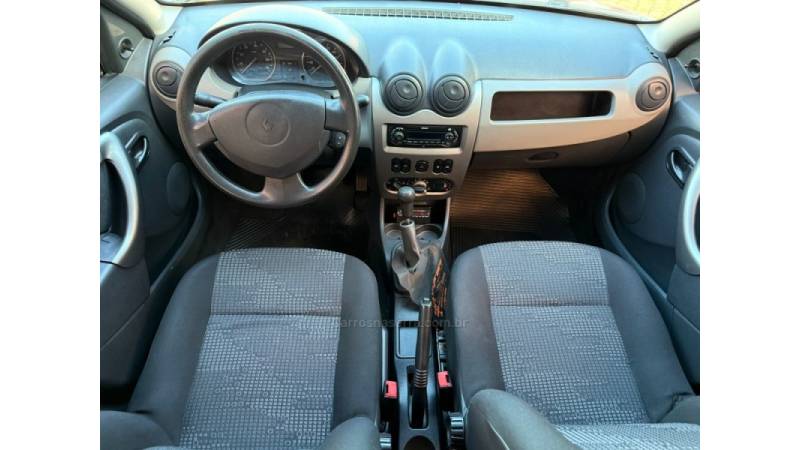 RENAULT - SANDERO - 2010/2010 - Prata - R$ 29.900,00