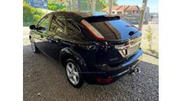 FORD - FOCUS - 2010/2010 - Preta - R$ 39.900,00