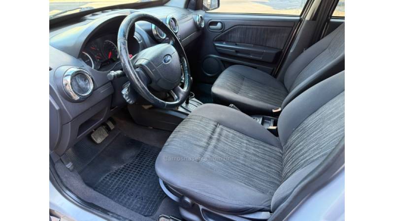 FORD - ECOSPORT - 2008/2008 - Prata - R$ 39.900,00