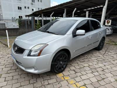 NISSAN - SENTRA - 2012/2013 - Prata - R$ 35.900,00