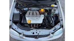 CHEVROLET - CORSA - 2000/2000 - Prata - R$ 16.900,00