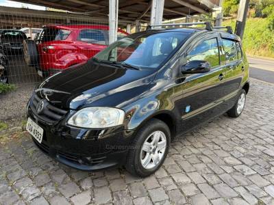 VOLKSWAGEN - FOX - 2009/2009 - Preta - R$ 28.900,00