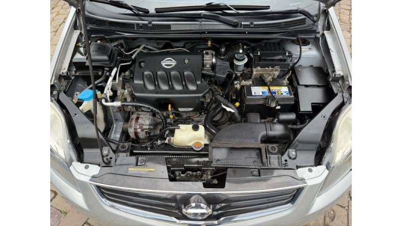 NISSAN - SENTRA - 2012/2013 - Prata - R$ 35.900,00