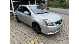 NISSAN - SENTRA - 2012/2013 - Prata - R$ 35.900,00