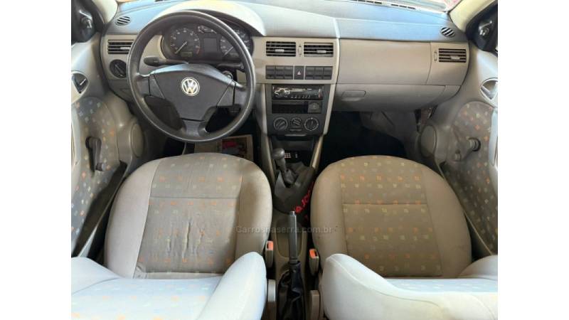 VOLKSWAGEN - GOL - 2002/2002 - Branca - R$ 16.900,00