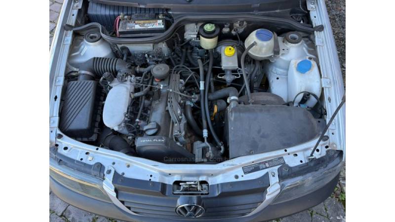 VOLKSWAGEN - GOL - 2004/2005 - Prata - R$ 25.900,00